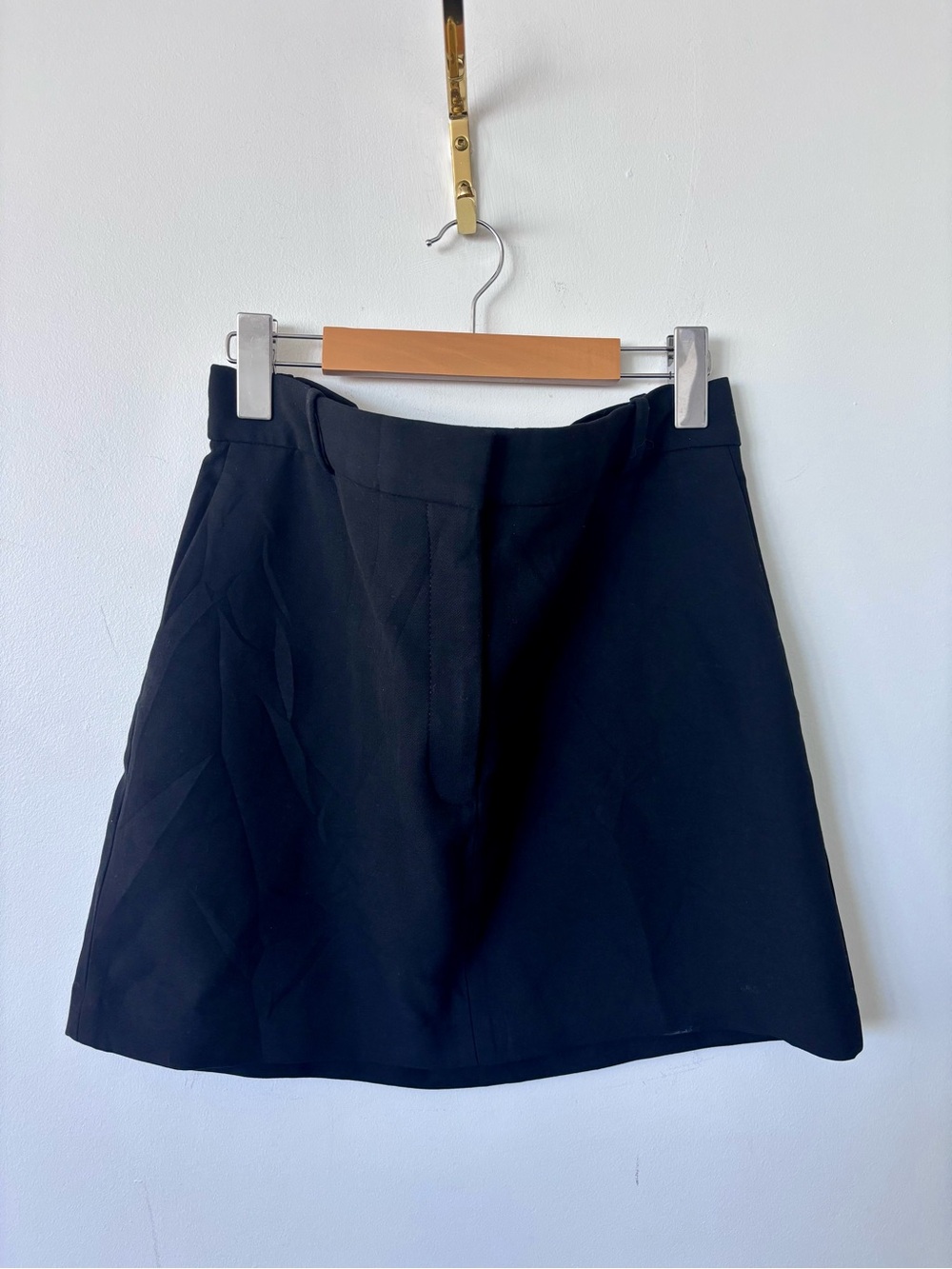 Babaton black skirt